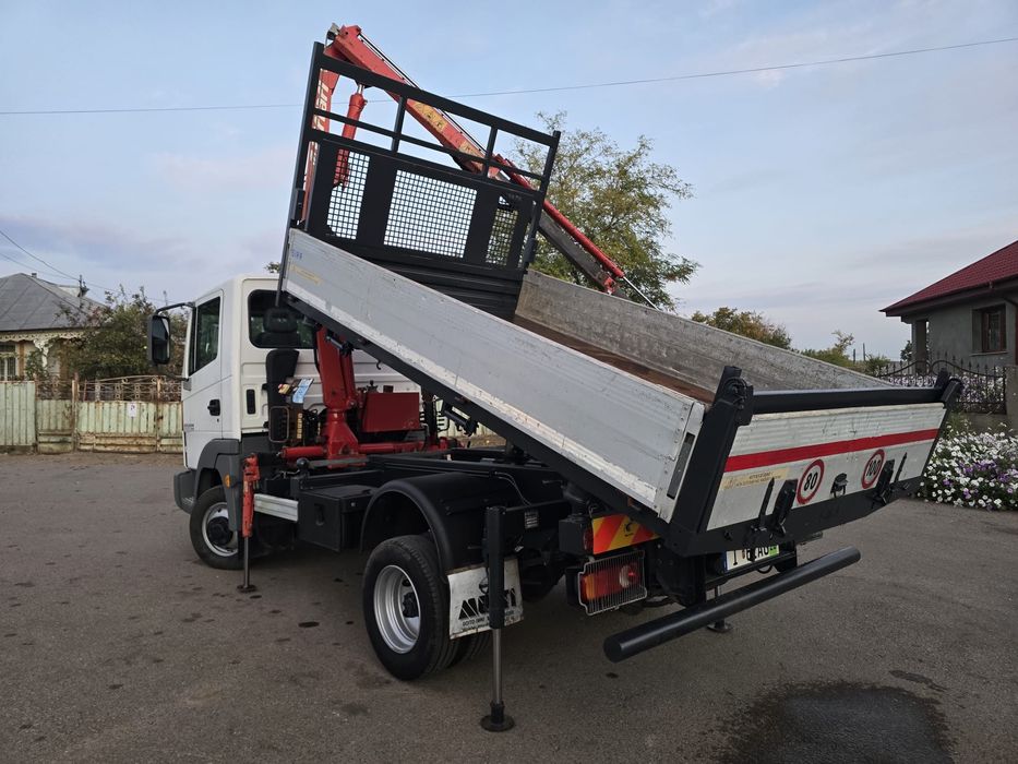 Nissan atleon 56.120 BASCULABIL +MACARA
