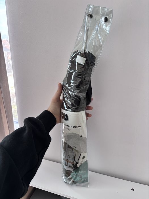 Нов чадър за количка