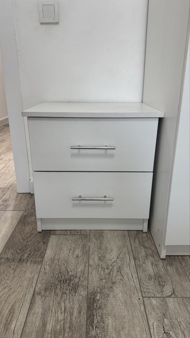 Продам спальный гарнитур бу