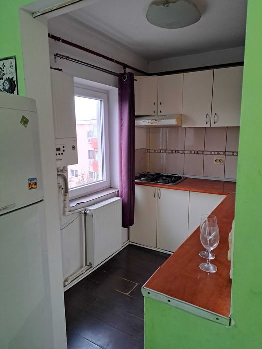 Proprietar închiriez garsoniera