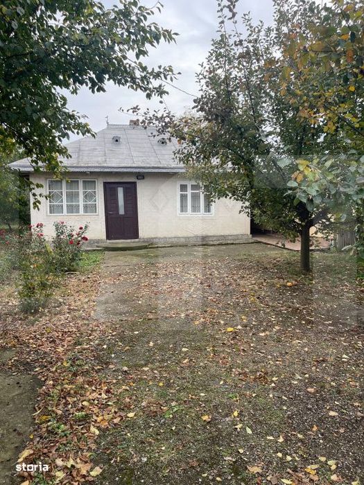 Casa cu teren si anexe de vanzare in Dorohoi – Progresul