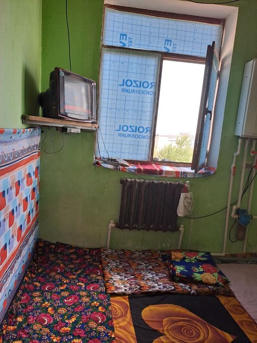 1 xonali kvartira sotiladi 5-Etaj 45kvadrat