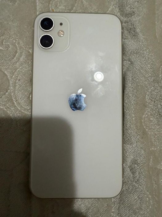 Айфон 11 40 к срочна сал сауда бар