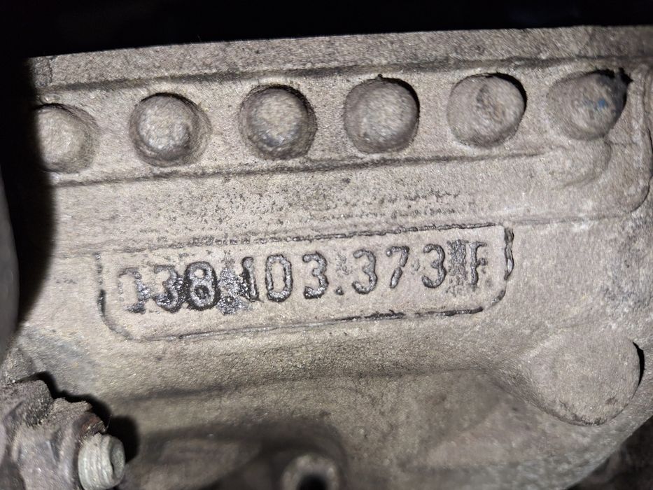 Vand Chiulasa + baie ulei + baterie filtru ulei 2.0 BSS