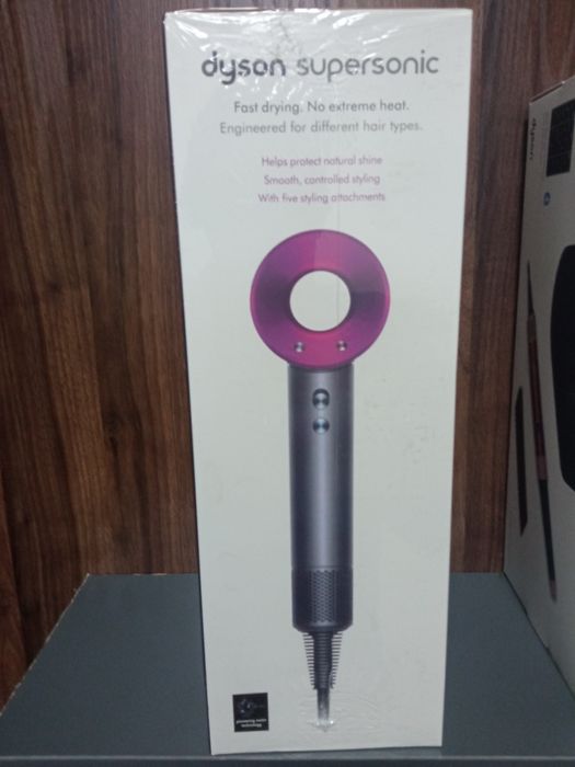 Dyson Supersonic.