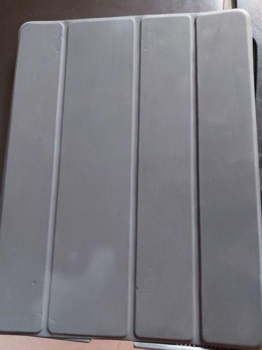 Husa IPad noua se impatureste