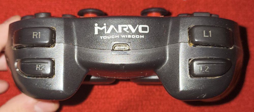 Vând gamepad Marvo GT-60