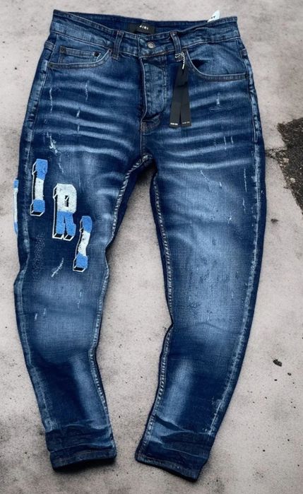 Blugi Amiri de vanzare