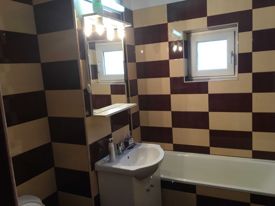 Apartament 2 camere decomandat et.2/4