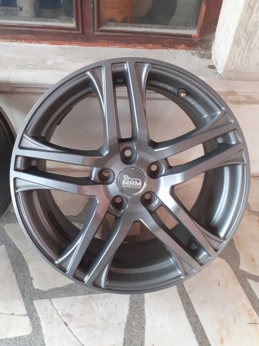 Джанти 17 свалени от AUDI A6