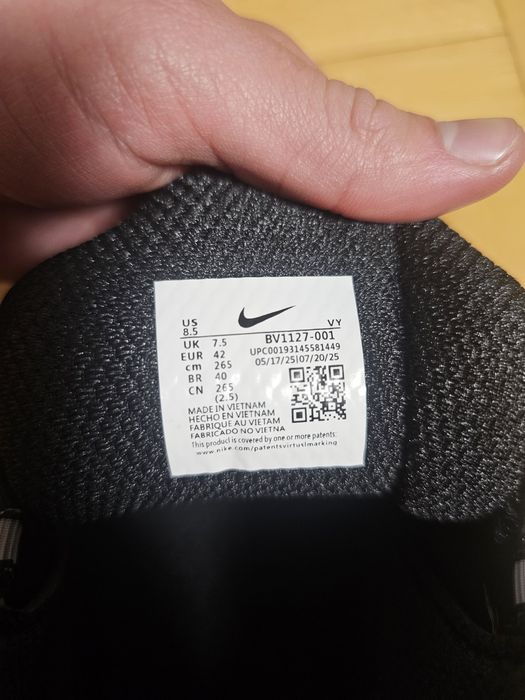 ОРИГИНАЛНИ! unisex nike shox 42!