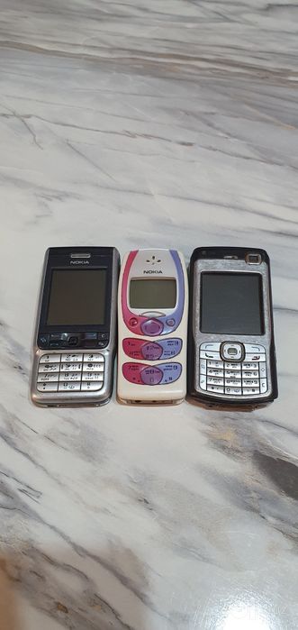 Telefon Nokialar sotiladi
