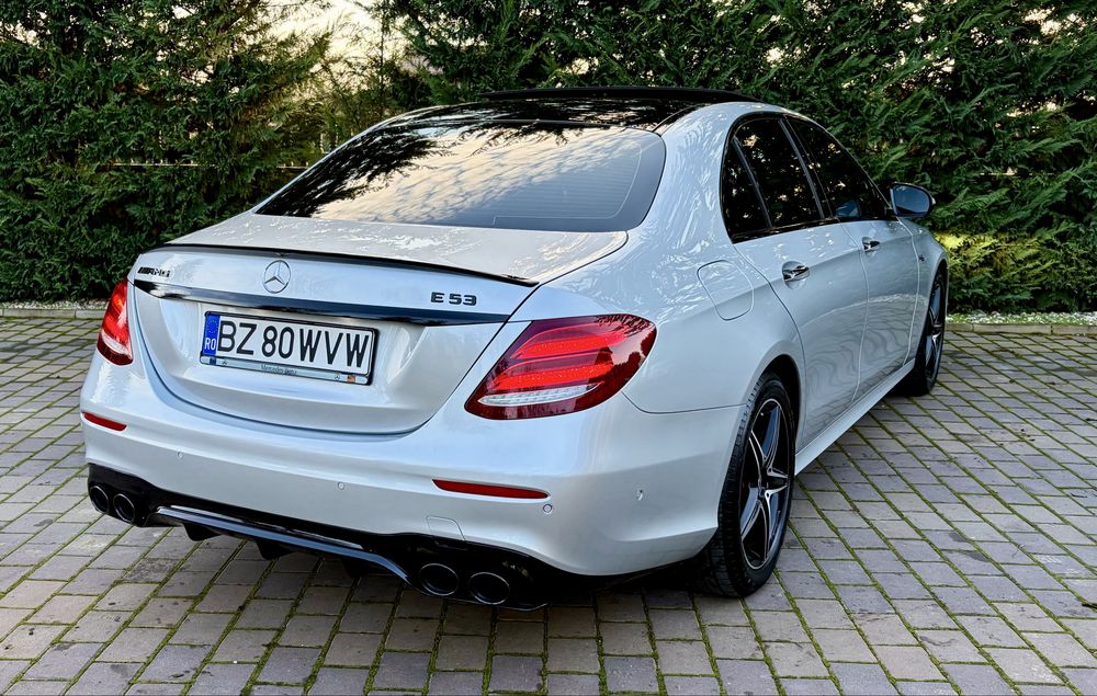 Mercedes E350 AMG 4matic
