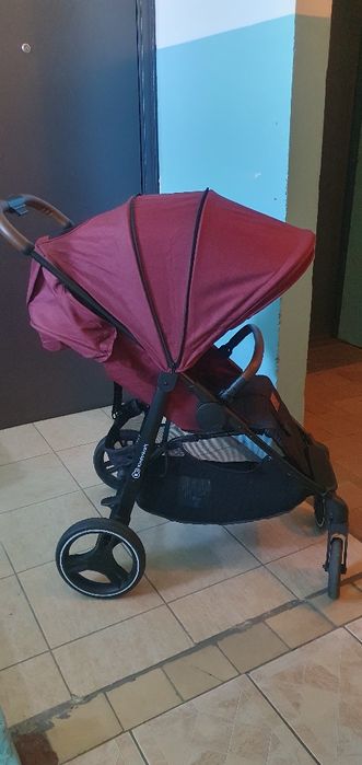 Продам детскую коляску