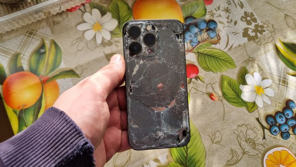 Telefon iphone 13 pro 256gb functional dar cu probleme