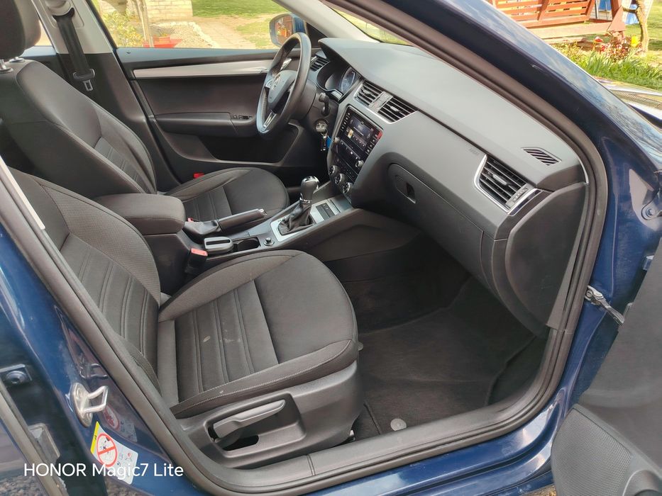 Skoda Octavia DSG automat 1.0TSI Euro 6 an 2017  MMi color Climatronic