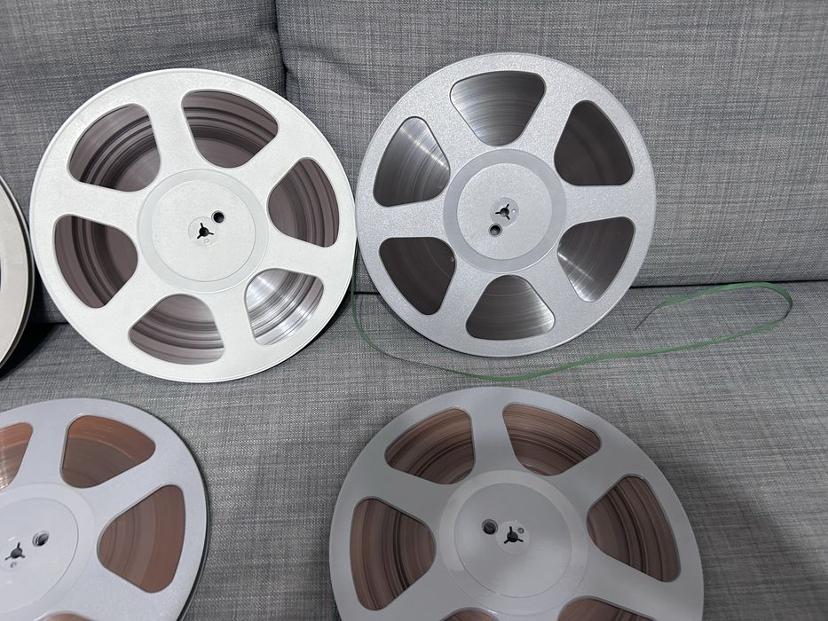 Vand cinci benzi de magnetofoncu role de 26