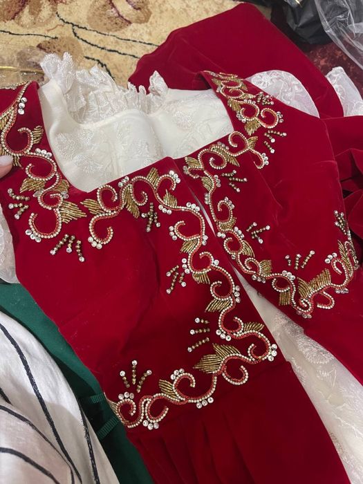 Ансамбль женский / Ayollar ansambli / Tuy libosi