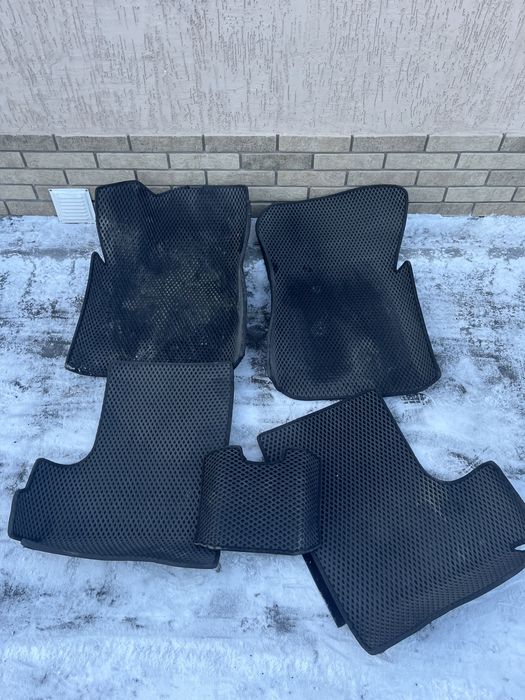 Автоковрики Рено Sandero Stepway