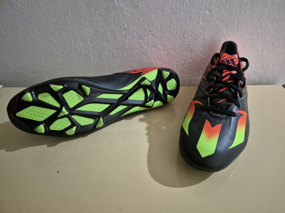 Футболни бутонки adidas messi