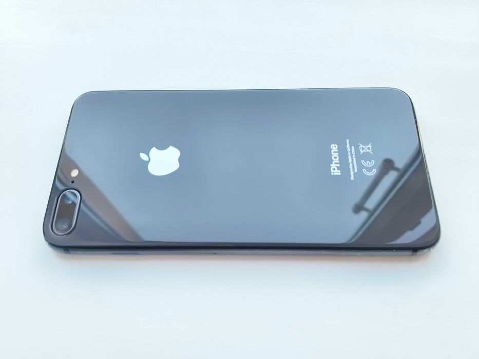 iPhone 8 plus черный 256гб