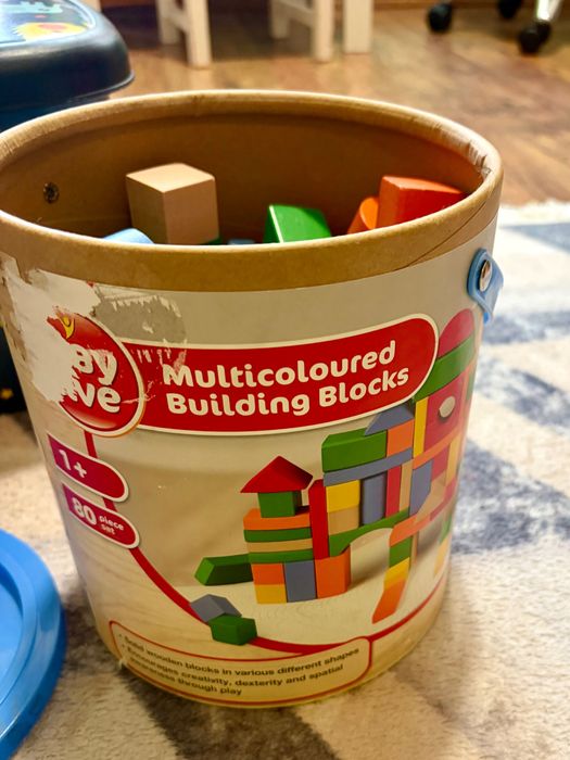 Детски пъзели и конструктори