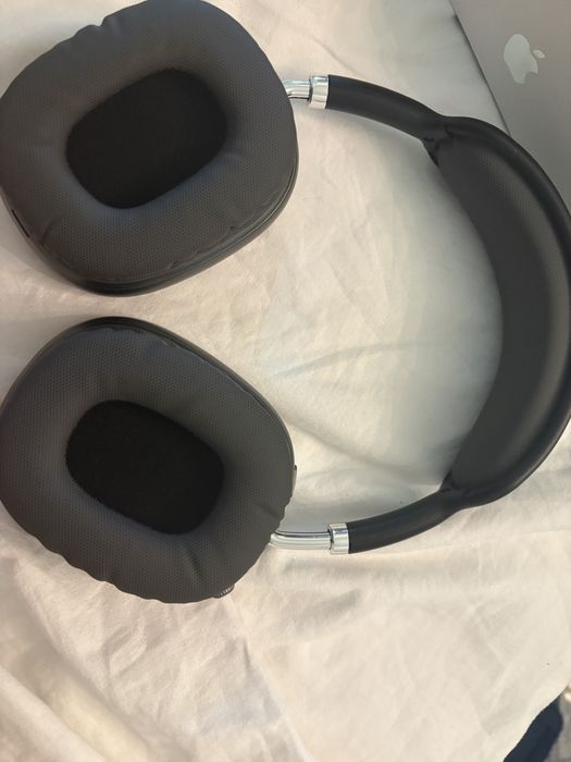 Airpods Max Apple