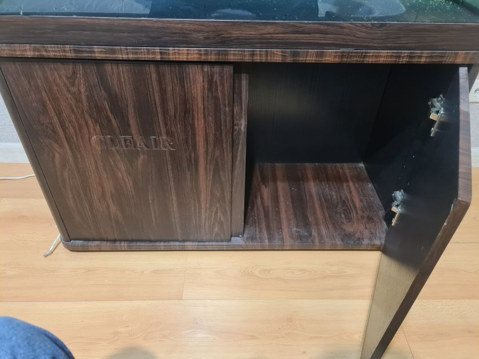 Продам Аквариум срочно