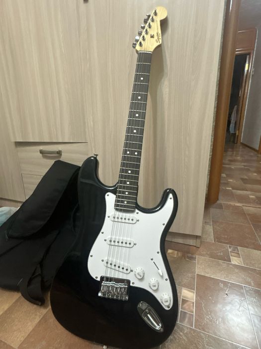 Гитара Fender Squier Stratokaster