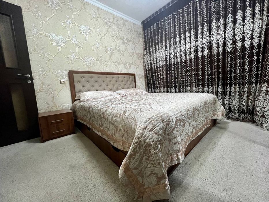 Продаётся 3 комнатная квартира в корасарой