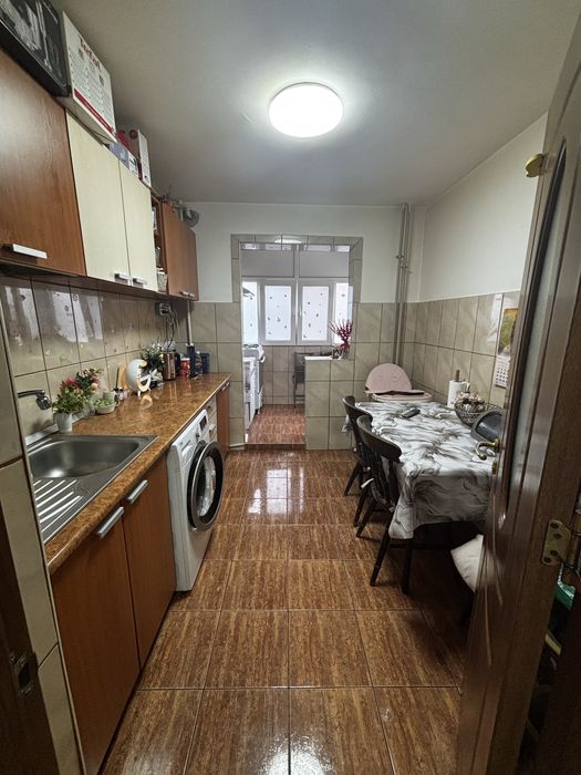 Apartament 3 camere Rahova Buzoieni