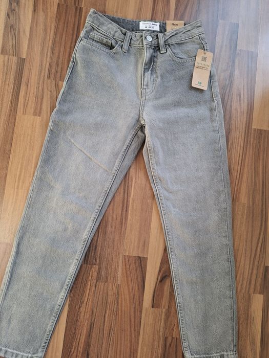 Нови дамски дънки