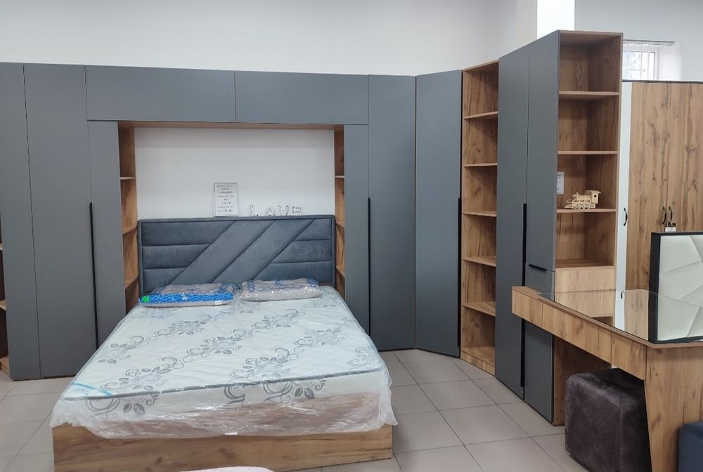 Продам гарнитур Лондон