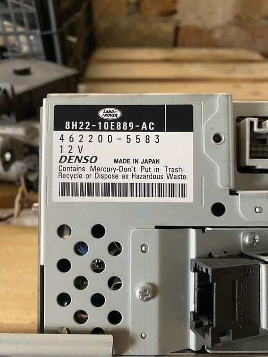 Дисплей навигация 8H2210E889AC за RANGE ROVER SPORT