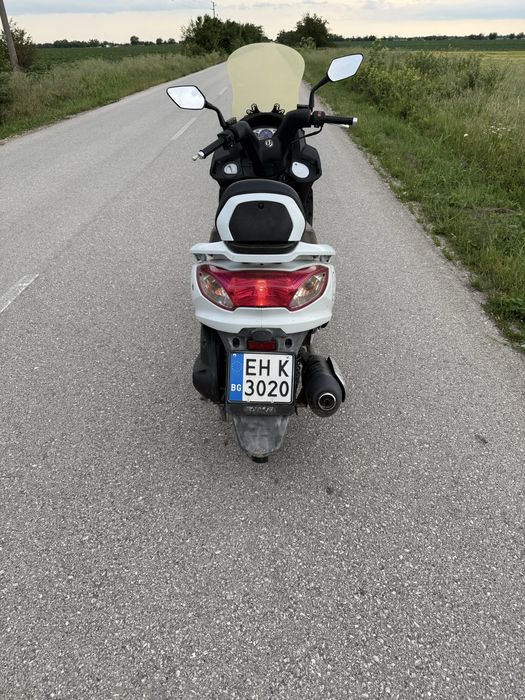 Скутер SYM 125 kub