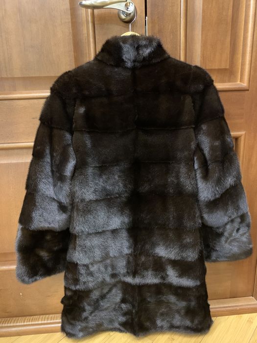 Продам норковую шубу