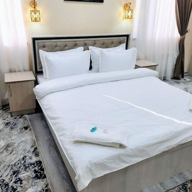 Kunlik/Sutkalik/Bez zakz mexmonxona

Yangi "RUYO PLAZA" HOTEL

mehm