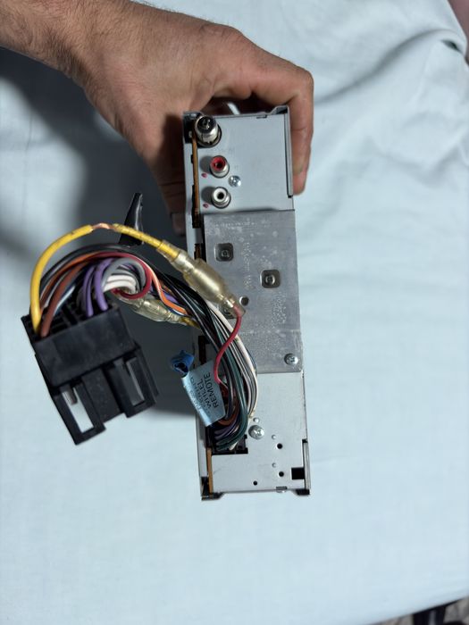 Vand Radio auto JVC + Adaptor bluetooth-aux