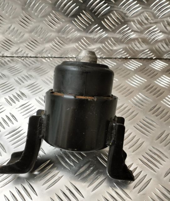 Suport / tampon motor  Lipsa cod Mazda 6 GG