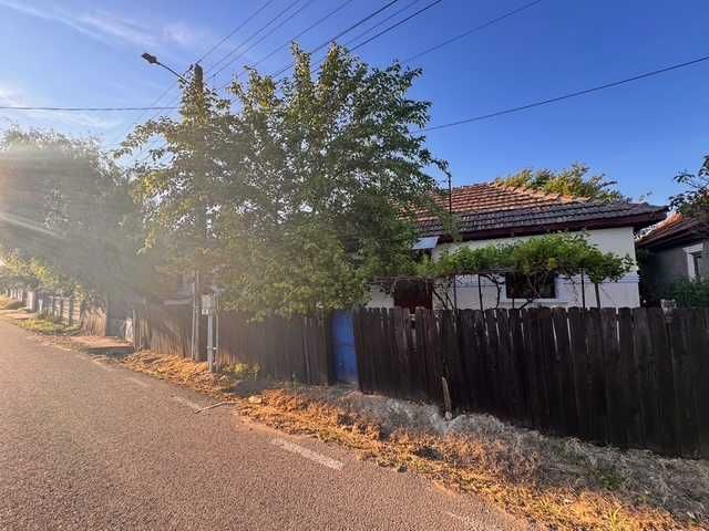 Casă de vânzare în comuna Gogoșu, județul Mehedinți