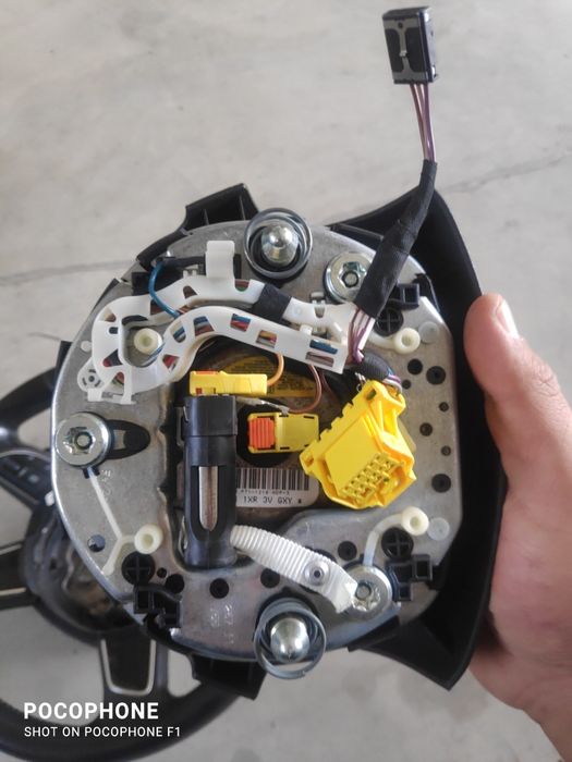 Волан със пера Audi A8 D4 4H / Ауди А8 Д4 2014г.