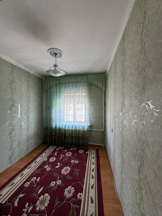 чорсуда квартира сотилади берамз 3 хона ремонтлари ортача 3 етаж 85000