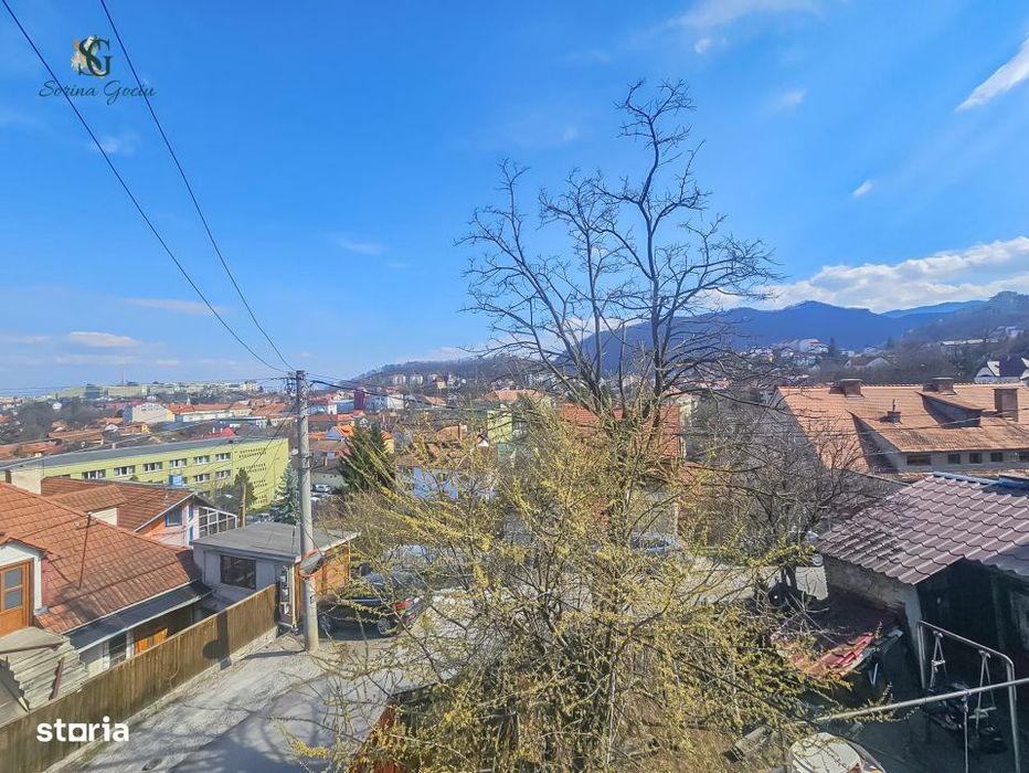 De vanzare Apartament cu 3 camere in casa, Centrul Vechi, Brasov