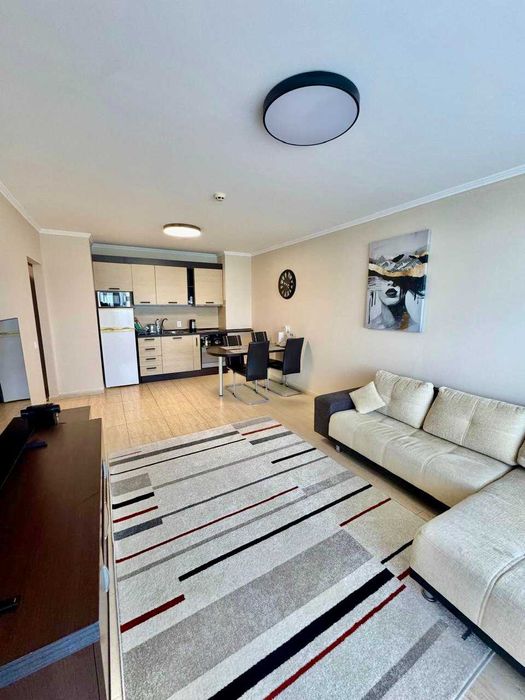 Продава се Двустаен апартамент в Свети Влас - 60 кв.м за 1360 €/кв.м - Снимка #1