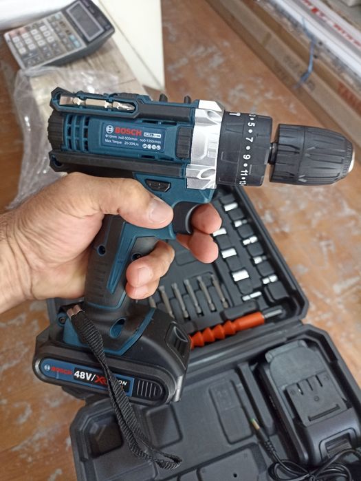 BOSH шуруповёрт сотилади. Янги, ишлатилмаган.