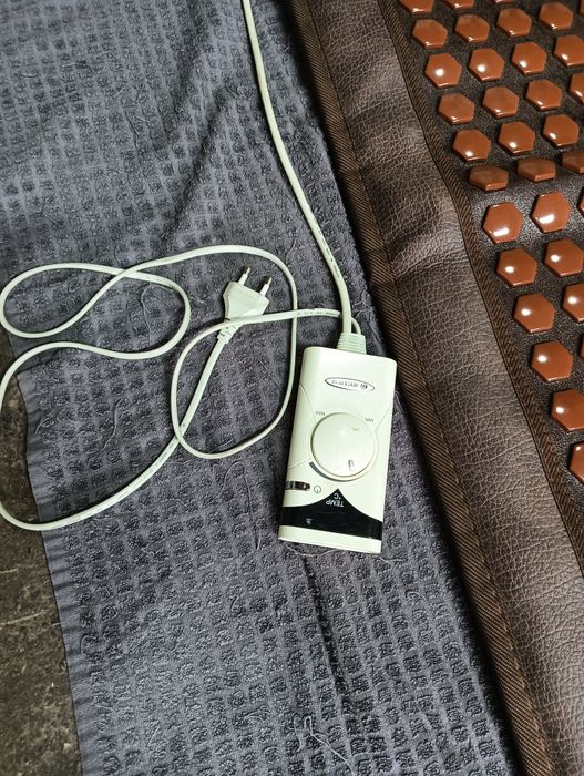 Продам лечебно массажный матрас