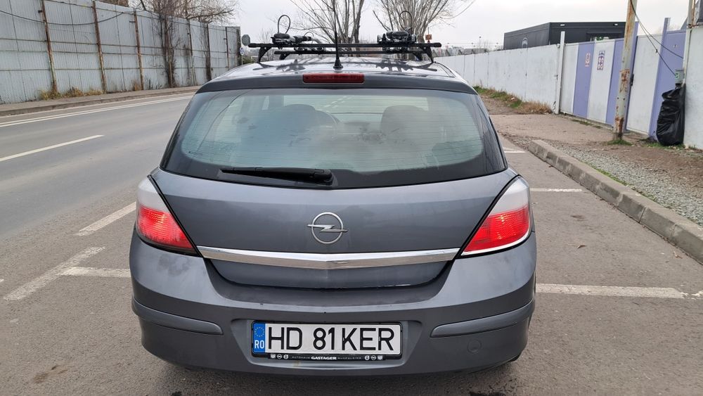 Opel Astra H  1.6 benzina