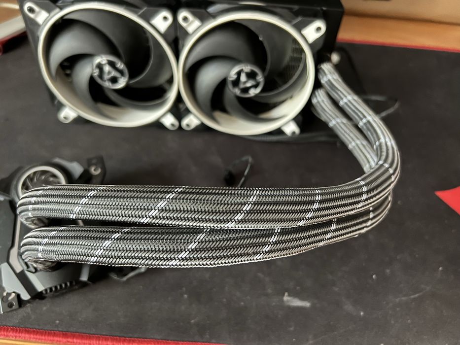 Cooler Arctic Freezer II (Intel Amd) 240mm