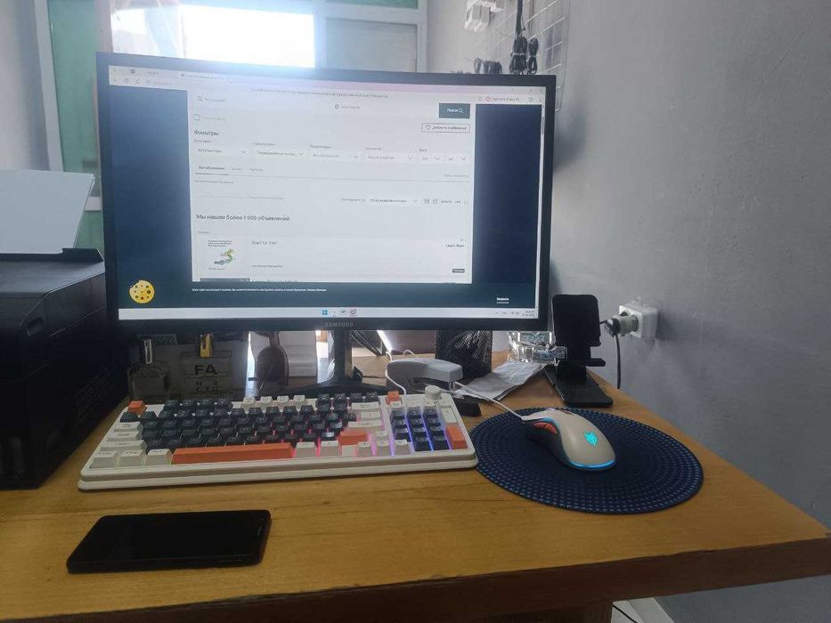 Igravoy kompyuter sotiladi  ideal umuman aybi yoq