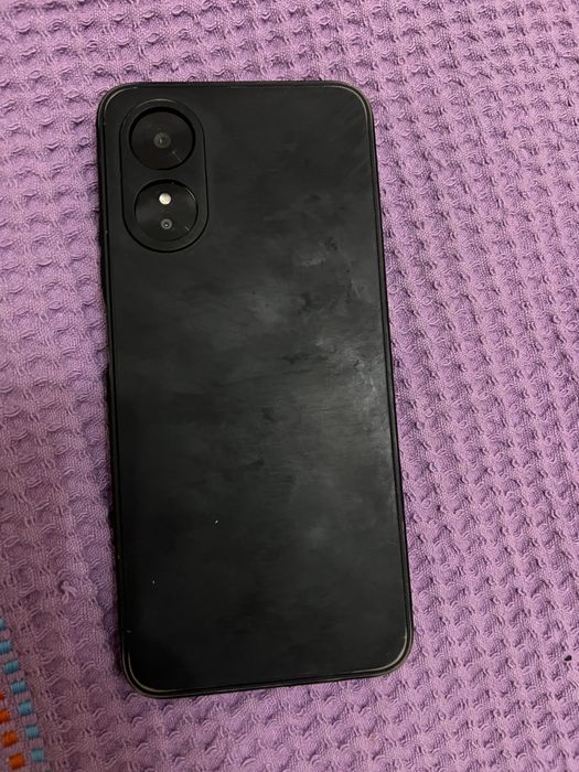 Телефон Oppo A17